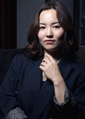 Khanh Nhi Luong in Nov